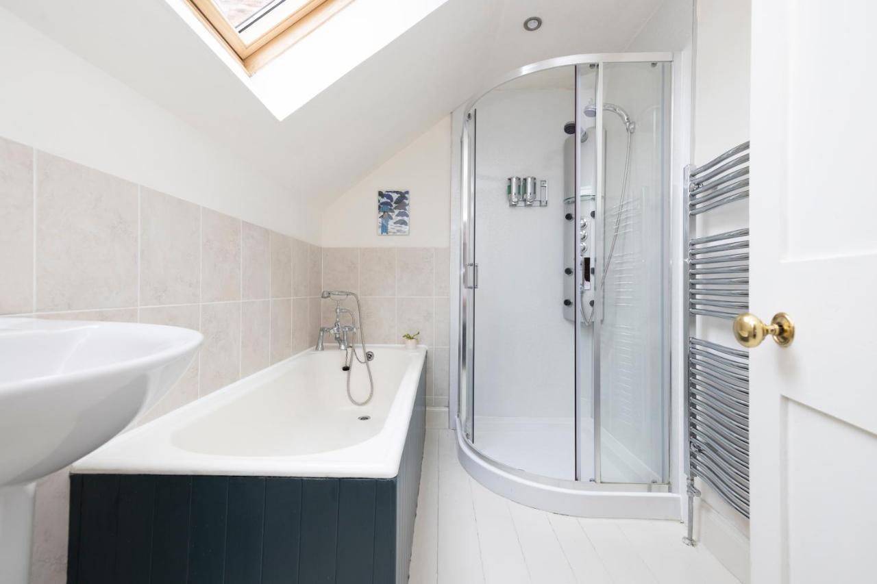 2 Bed Haywood Cottage With Garden Stenton Exterior foto